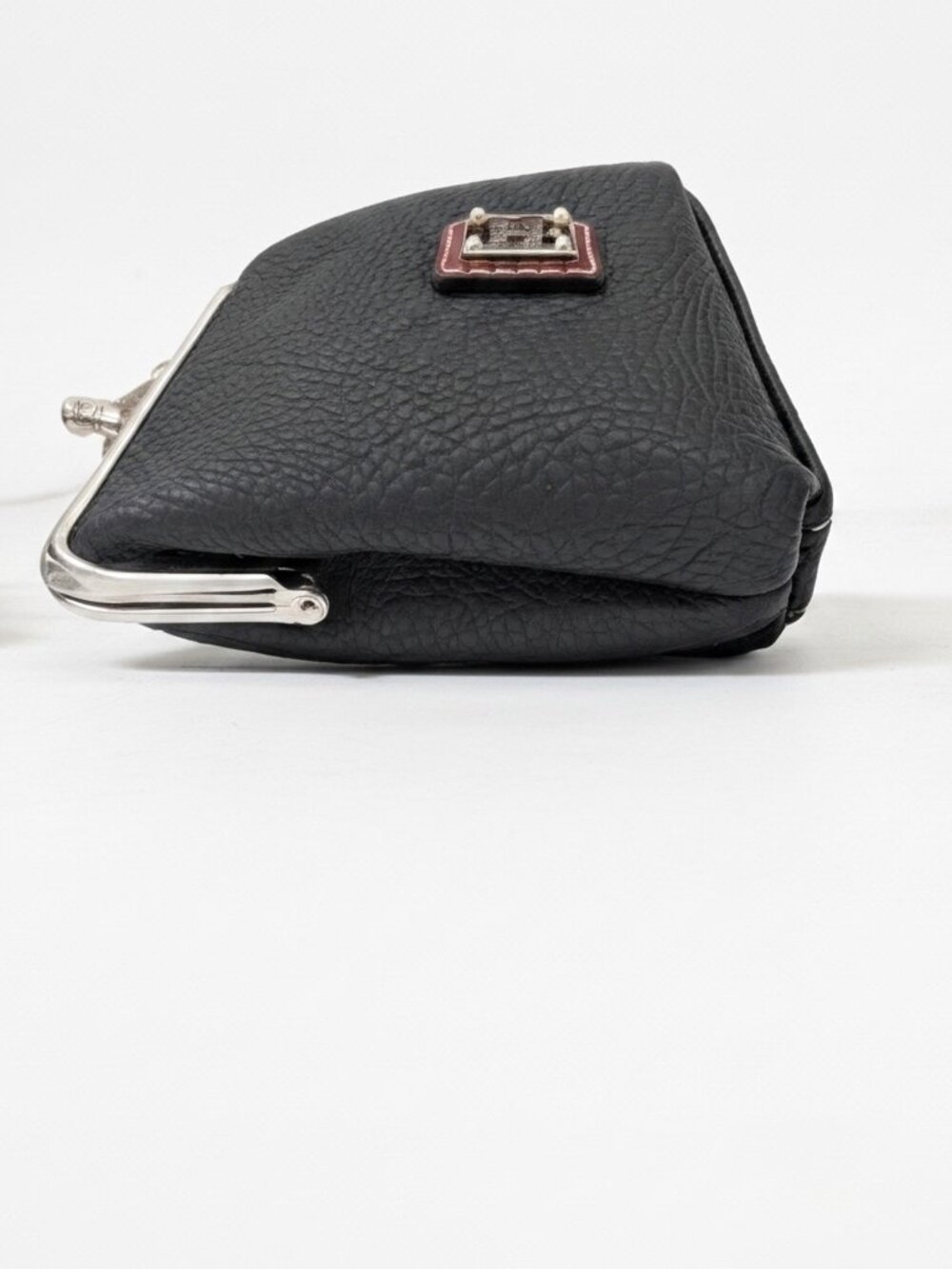 Dooney & Bourke Pebble Grain Large Framed Purse Black Kiss‑Lock Wallet - Picture 4 of 5